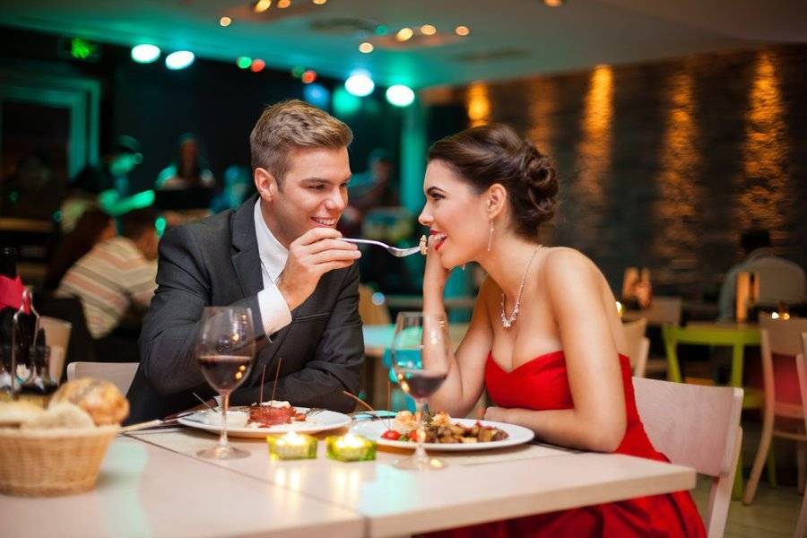 Ужин в ресторане – так ли все романтично?