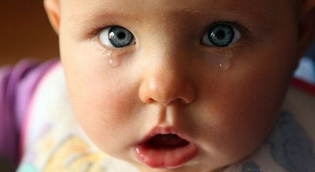 Детские слезы: как успокоить ребенка?