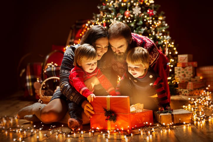 Как сделать Рождество волшебным - 6 идей для родителей