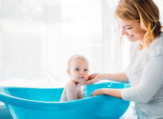 Как сделать успокаивающую ванночку для ребенка?