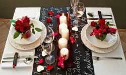 Как украсить стол на День влюбленных 14 февраля