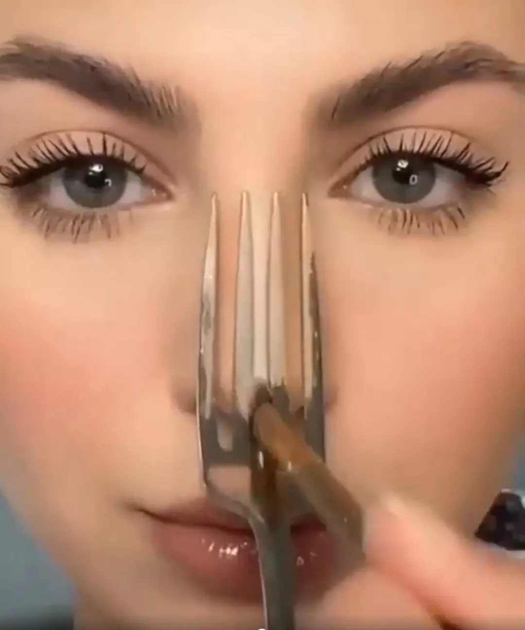 Как визуально уменьшить нос