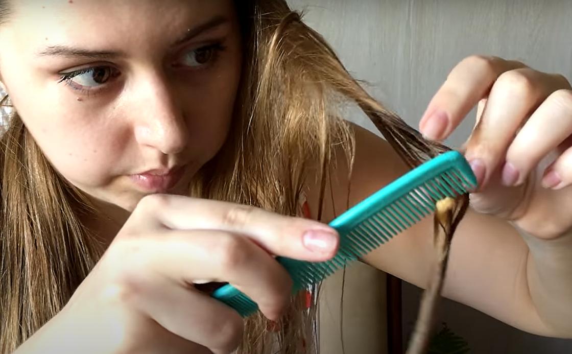 Как удалить жвачку с волос просто и безболезненно